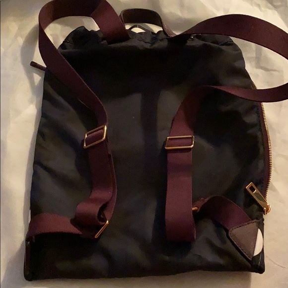 Backpack - Picture 4 of 5